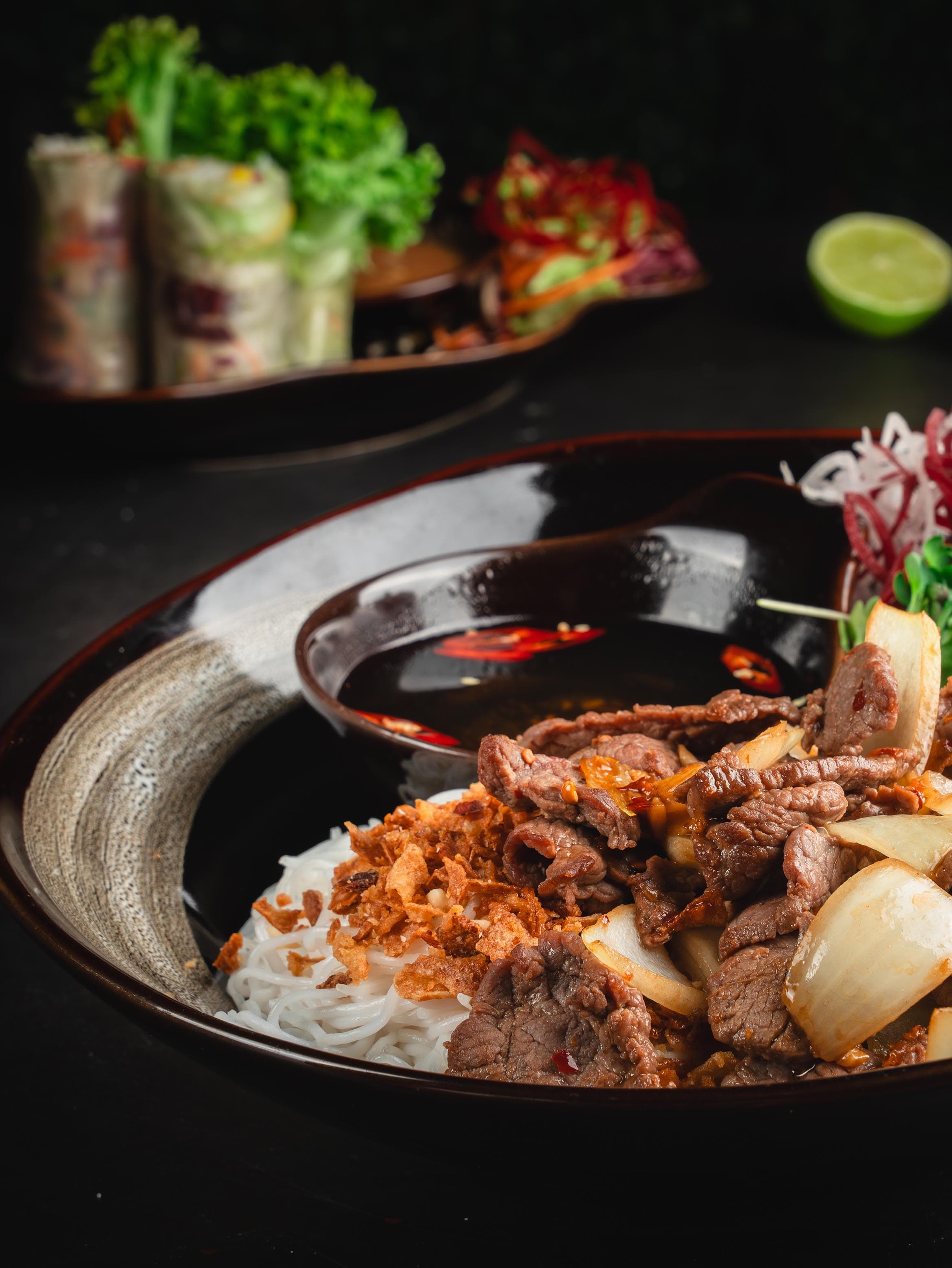 Heißes Wok-Gericht mit Gemüse
